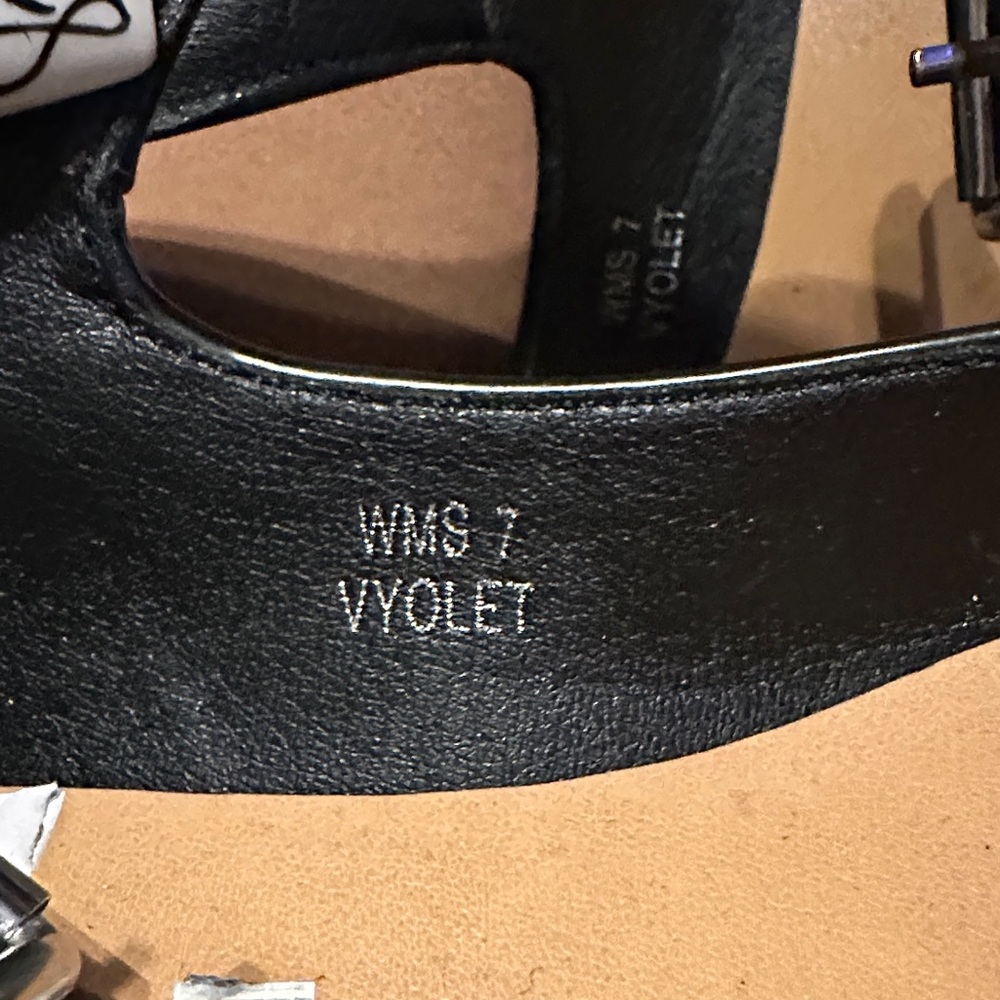 Dolce Vita Black Mary Jane Platform Shoes - Picture 5 of 5